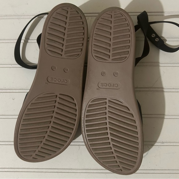 Crocs Women's Shoes 10 Brooklyn Ankle Strap Wedges Sandal Black Mushroom Casual - Picture 10 of 11